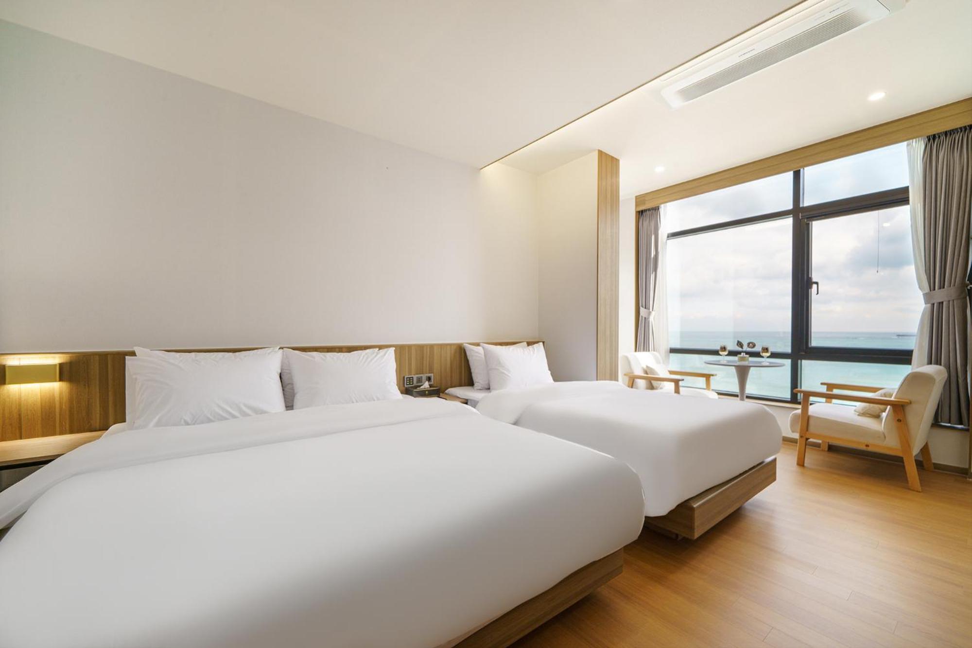 The Van Hotel Ulsan Exteriör bild